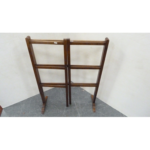 202 - Mahogany folding towel rail.