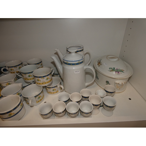 66 - Victorian ashet (a/f), large Royal Norfolk dinner set to include tureen, coffee wares, plates etc (t... 