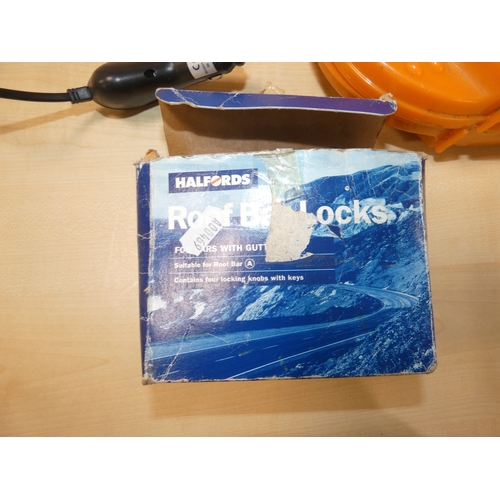 86 - Clack & Go tyre chains, cased, tyre pressure monitor system, jumpstar, roof bar locks etc.