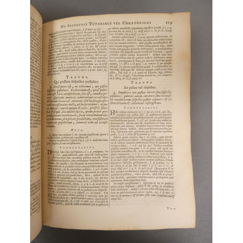 32 - <strong>VINNIUS ARNOLD.&nbsp;&nbsp;</strong>Institutionum Imperialium Commentarius Academicus & ...