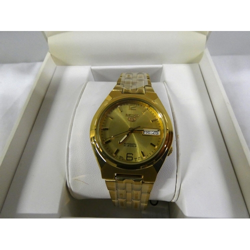 120 - Men's boxed Seiko five 21 jewels watch.