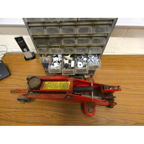 276 - Trolley jack and workshop fixings.