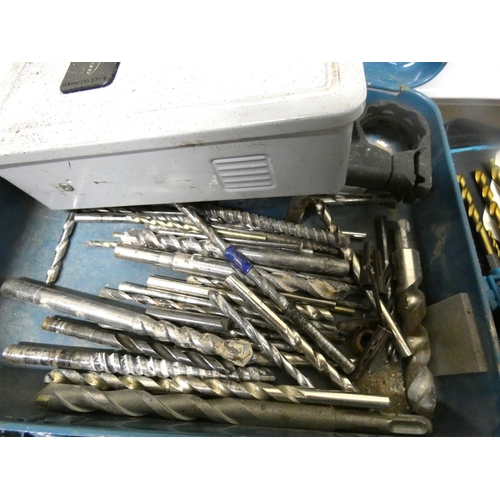 279 - Large box of drill bits.