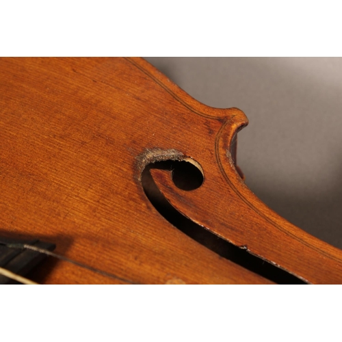 Antique Italian violin in the manner of Joseph Guarnerius Del Gesu
