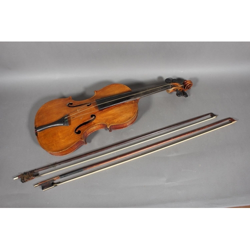 Antique Italian violin in the manner of Joseph Guarnerius Del Gesu
