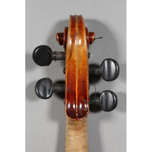 Antique Italian violin in the manner of Joseph Guarnerius Del Gesu