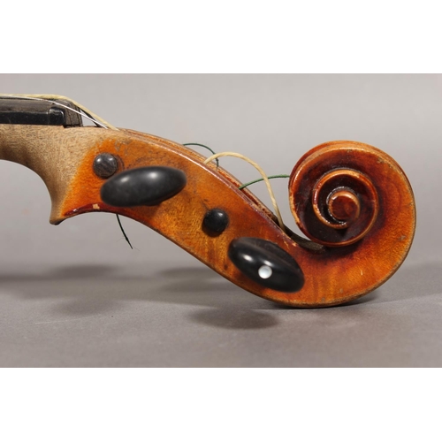 Antique Italian violin in the manner of Joseph Guarnerius Del Gesu