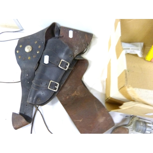 336 - Collection of vintage toys to include diecast guns such as Lone Ranger, 1950's Fairlite rolling stoc... 