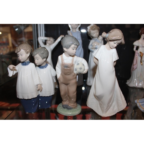 265 - Group of Nao figures (6)