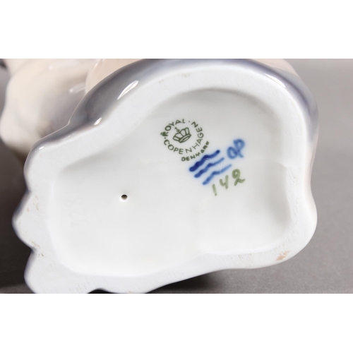 280 - Royal Copenhagen Siamese cat model and a smaller one (2)