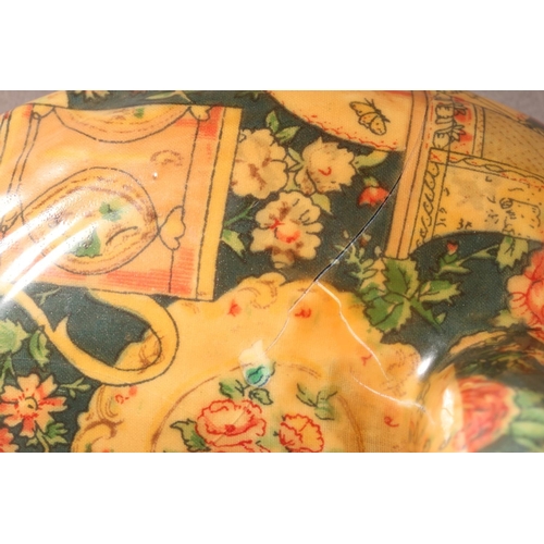 284 - Ceramic patchwork pattern duck and cat model.