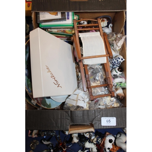 65 - Art Glass animal models, pottery animal models, small books, etc.