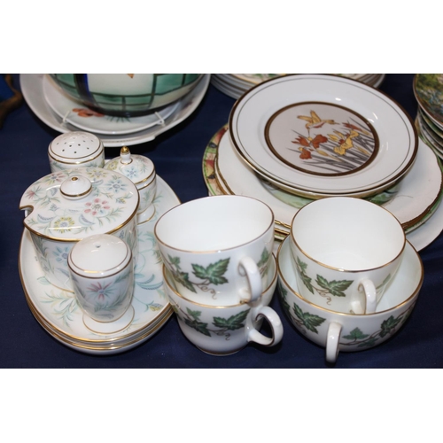 74 - Collectors plates to include Wedgwood, a Wedgwood Santa Clara teaset, a Crown Devon vase, etc.