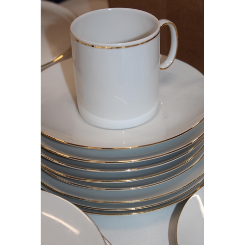 104 - Thomas of Germany part dinner and tea service.