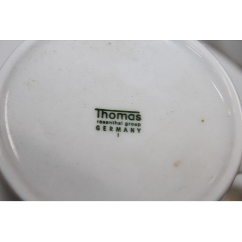 104 - Thomas of Germany part dinner and tea service.