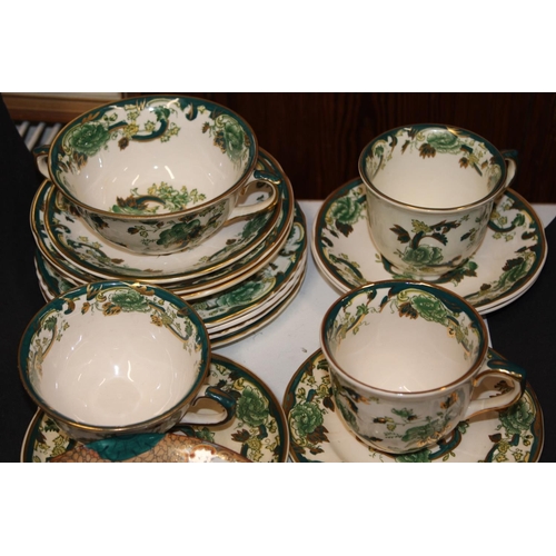 112 - Masons Chartreuse part teaset, a Roslyn China part teaset, etc.
