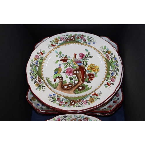 135 - Copeland Spode Waring & Gillow part service, and a Royal Doulton Oliver Twist jug.