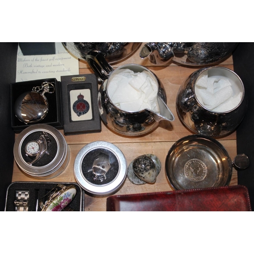 219 - Gleneagles golfing tankard, an Old Course Golf Country Club & Hotel commemorative goblet, boxed,... 