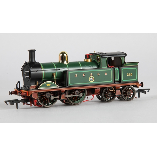 Hornby 00 Gauge Steam Engine R353 'Wainwright H Class' No.208, Boxed.