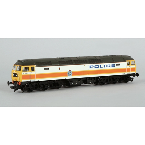 Bachmann OO Gauge diesel locomotive 31-650 QDS class 47 47829 British ...