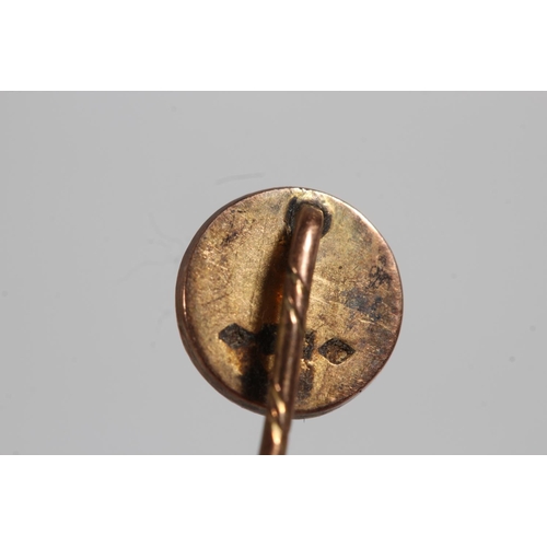 Chinese gold stick pin, and 18ct and 15ct gold studs on yellow metal ...