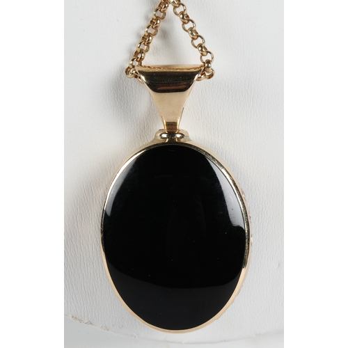 52A - 9ct gold pendant necklace, double sided pendant set with azurite malachite and likely onyx, C.W. Sel... 