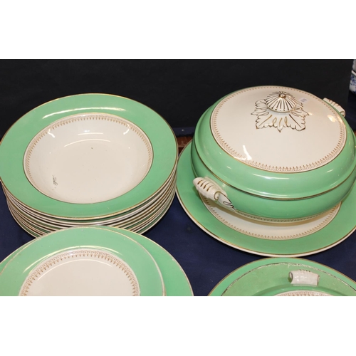 50 - Antique Bridgewood of England dinner service comprising ashets, tureens and covers, bowls, a jug and...