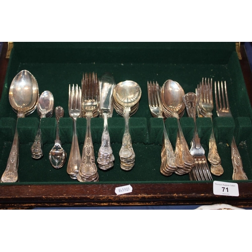 71 - Butler of Sheffield canteen of cutlery.