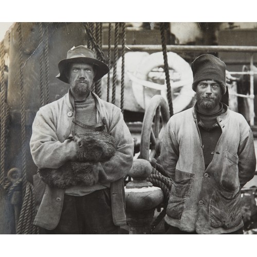 91 - PONTING HERBERT G. Polar photograph, Scott`s Expedition.  Western Geological Party, Debenham, Griffi... 