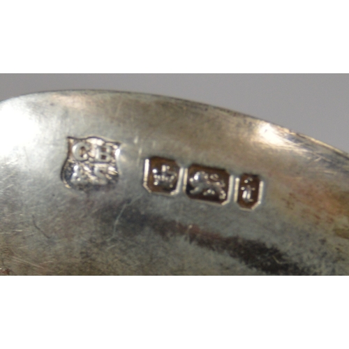 52 - Set of six silver teaspoons and tongs,by Cooper Brothers & Sons Ltd., Sheffield, in fitted lined... 