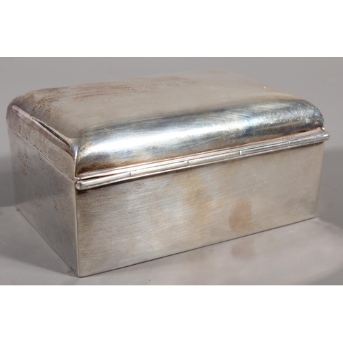 47 - Geo V silver cigarette box with wood lined interior, Munsey & Co (David Munsey), Sheffield, 1911... 