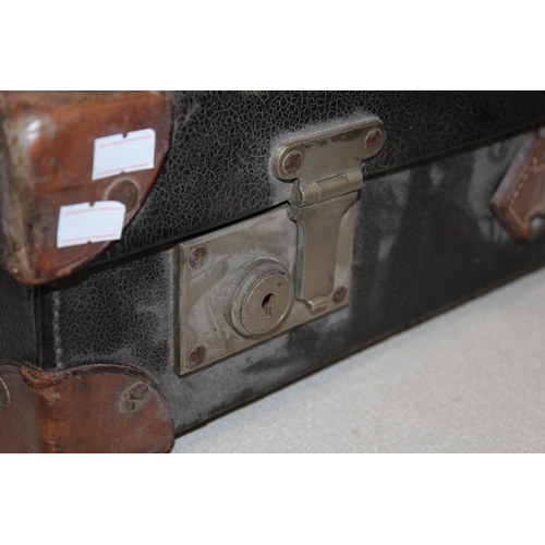 68 - Vintage travelling picnic set in suitcase.