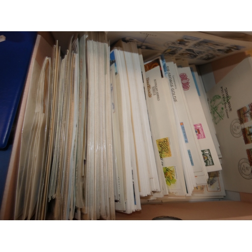 59 - Collection of first day covers to include Royal Wedding 1981, Queen Elizabeth II, railways, Concorde...