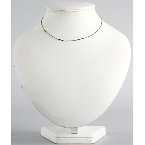 104 - 9ct gold chain necklace, 3g