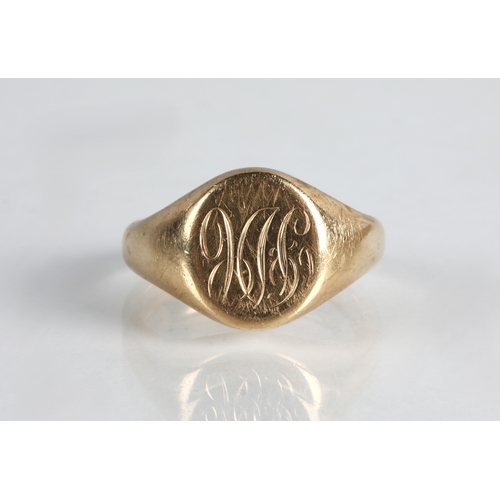 116 - 9ct gold signet, ring size K, 7.2g