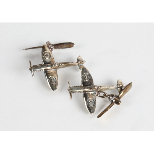 83 - Pair of silver spitfire cufflinks, 9.6g gross