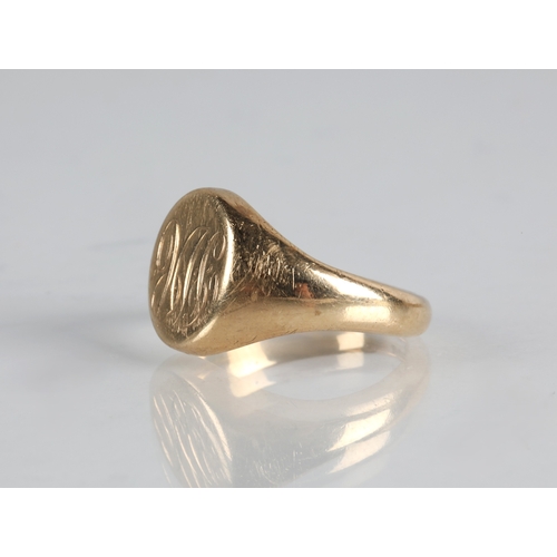 116 - 9ct gold signet, ring size K, 7.2g