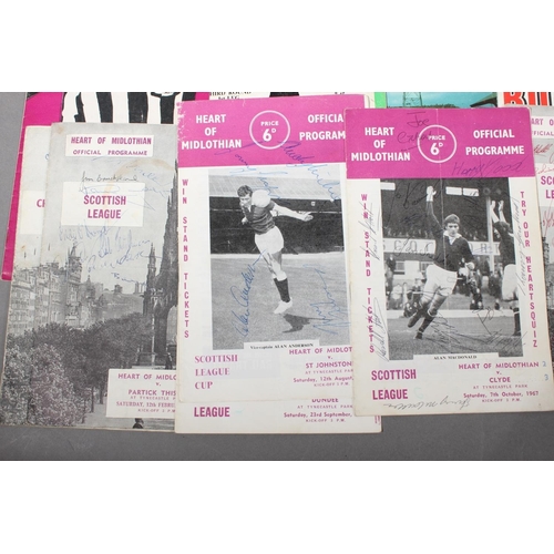 Large collection of mostly 1960s and 1970s football programmes to ...