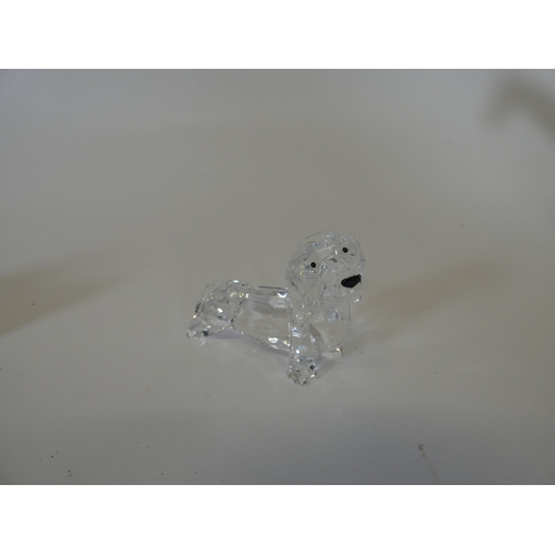 135 - Group of graduated Dachshund figures, and another in glass. (5)