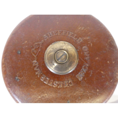 146 - Set of drawing instruments in fitted case, Chesterman tape measure, spring scales, The Metropolitan ... 