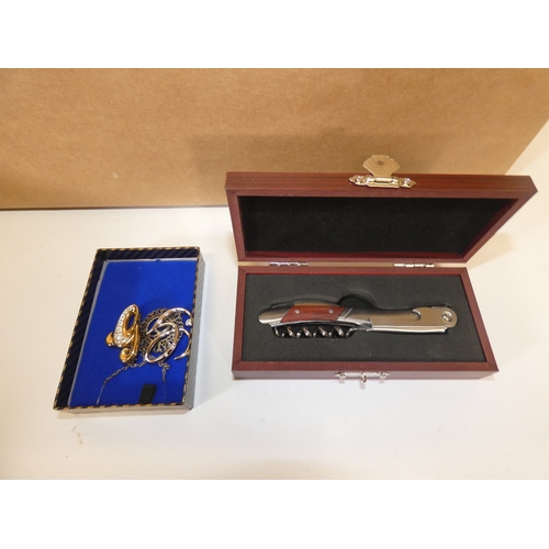 159 - Box of costume jewellery, coins and curios to include two 1986 Commonwealth games £2 coins in origin... 