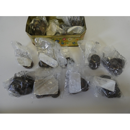 164 - Large collection of Queen Victoria (mainly old head) and Edward VII copper pennies.