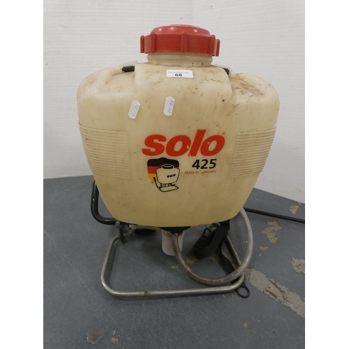 68 - Solo 425 backpack sprayer.