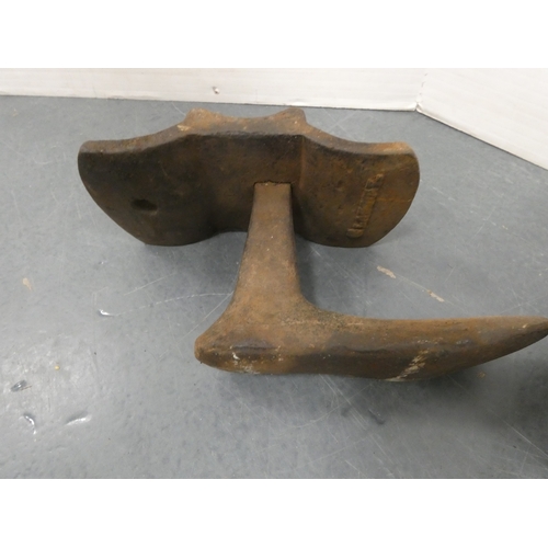 71 - Vintage 56lb cast iron weight and shoe lasts. (3)