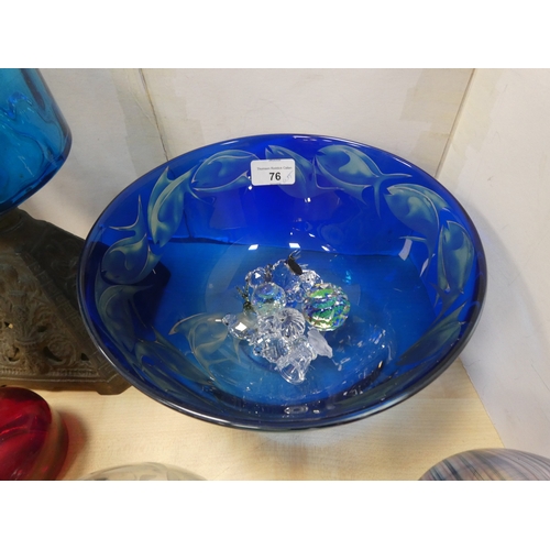 76 - Group of art glass to include a blue glass fish decorated bowl, vase, paperweights to include Selkir... 