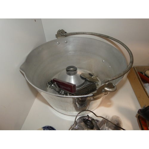 97 - Shelf lot of sundries to include sea shells, key rings, jam pan, silver plated wares etc.