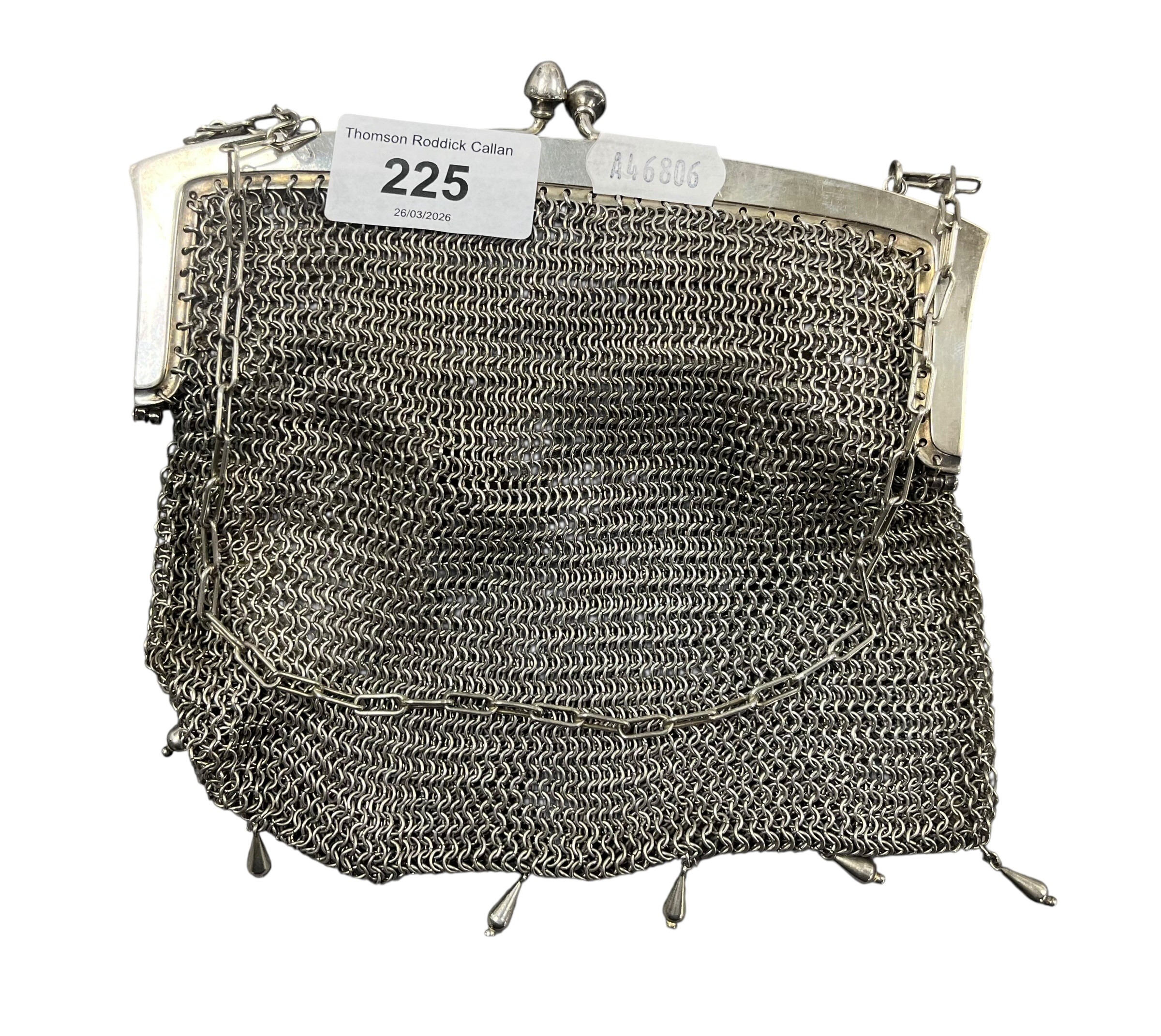 Mesh chain link evening purse.