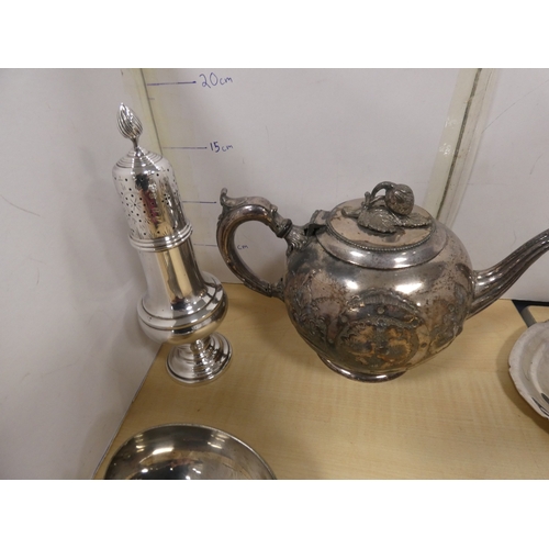 23 - Group of EP and silver plated wares to include sugar sifter, tea pot, ladle, basket, pair of mother ... 