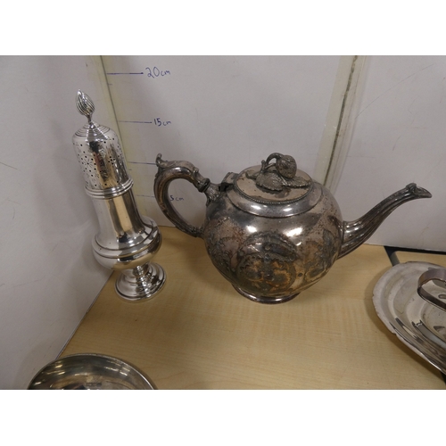 23 - Group of EP and silver plated wares to include sugar sifter, tea pot, ladle, basket, pair of mother ... 