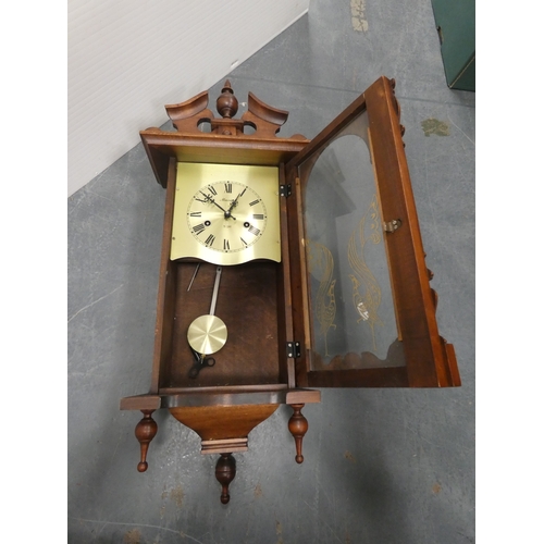36 - Maxim wall clock.